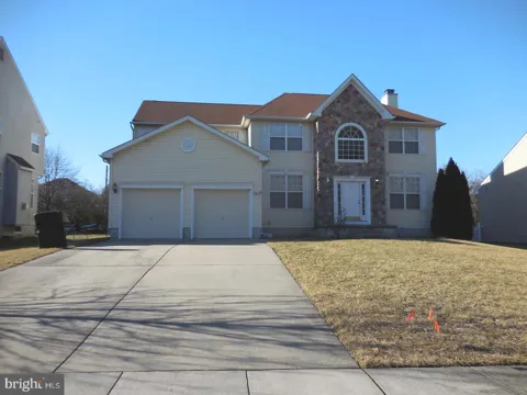 6 PALMER COURT