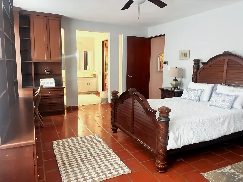 Principal E1 LAKESIDE VILLAS Vega Alta, PR 00692