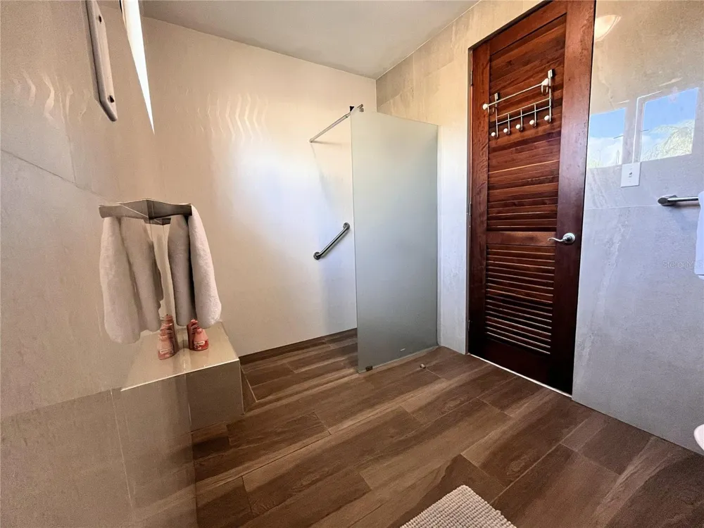 Principal E1 LAKESIDE VILLAS Vega Alta, PR 00692