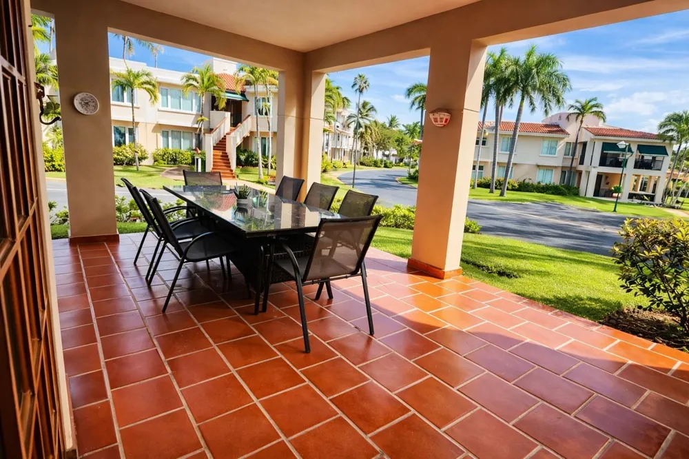Principal E1 LAKESIDE VILLAS Vega Alta, PR 00692