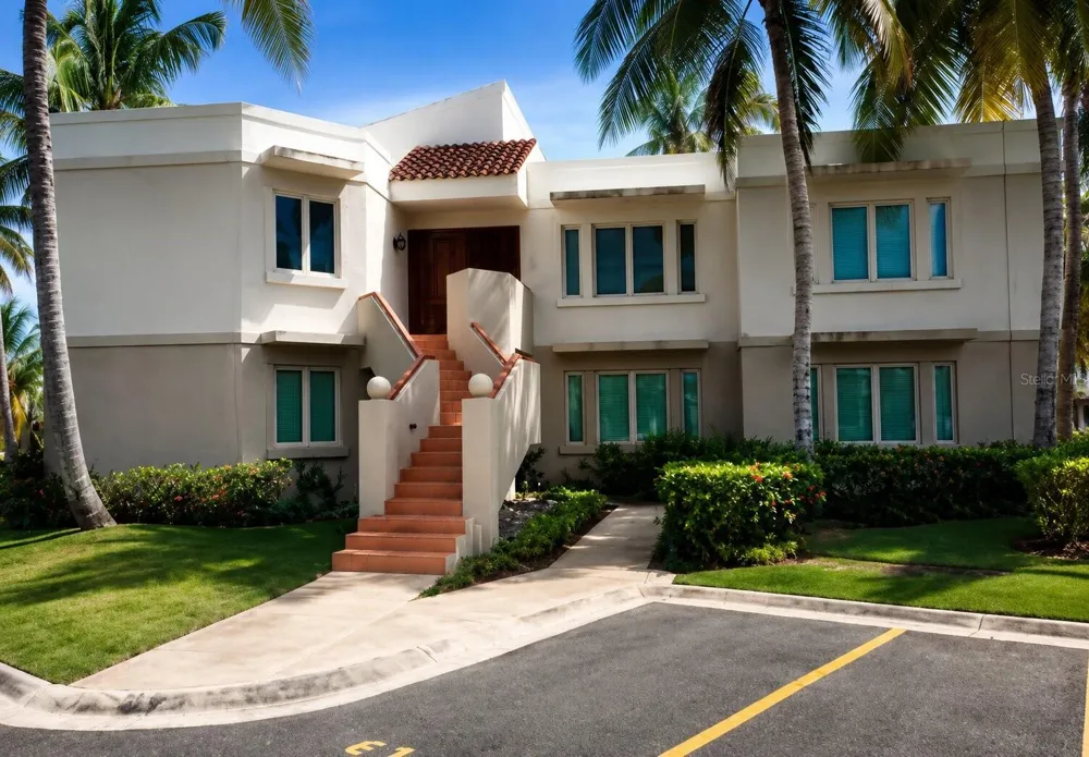 Principal E1 LAKESIDE VILLAS Vega Alta, PR 00692