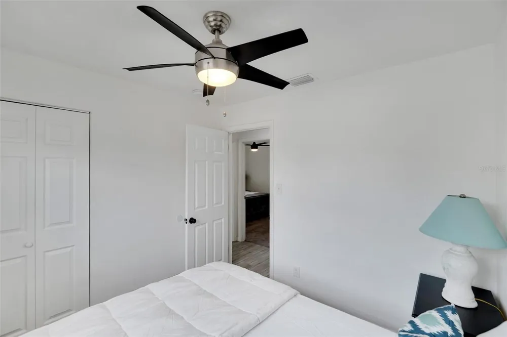 4731 W MONTGOMERY AVENUE Tampa, FL 33616