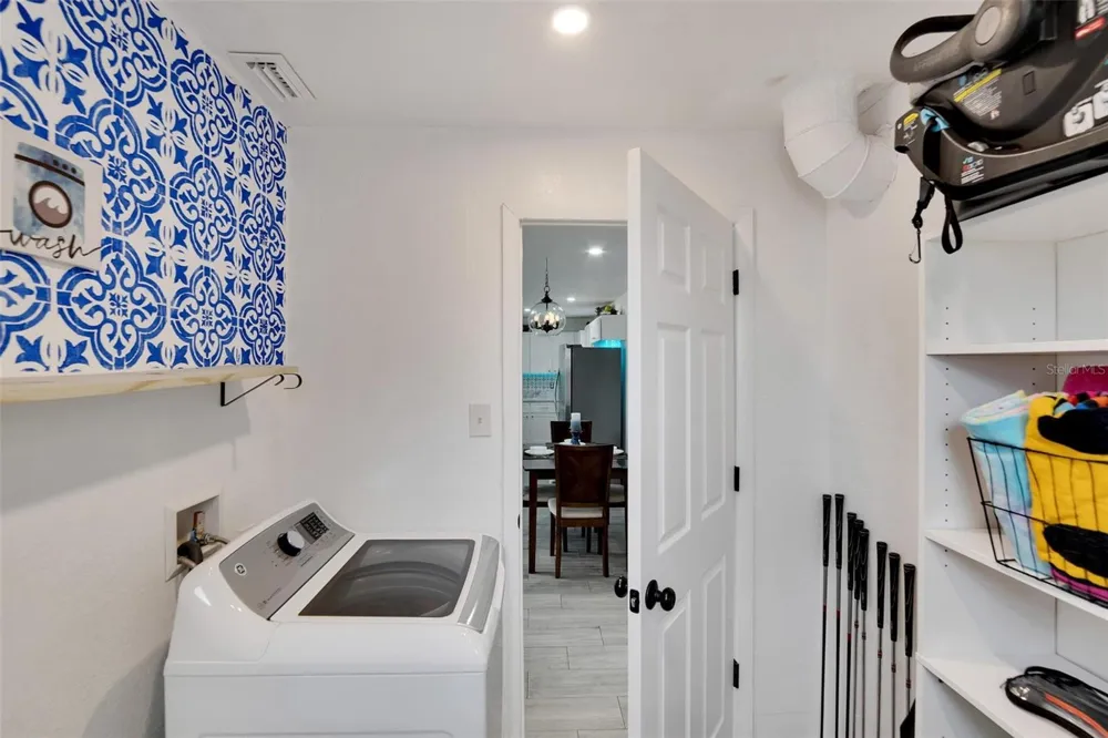4731 W MONTGOMERY AVENUE Tampa, FL 33616