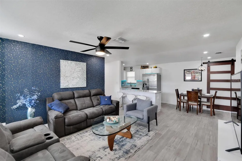 4731 W MONTGOMERY AVENUE Tampa, FL 33616