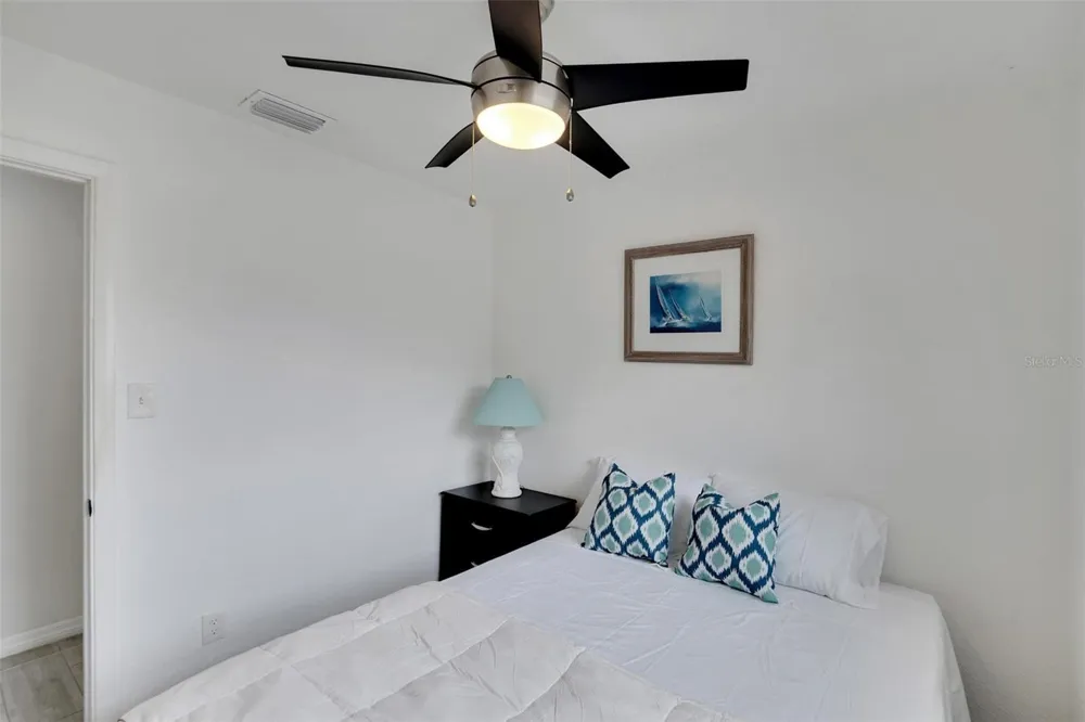 4731 W MONTGOMERY AVENUE Tampa, FL 33616