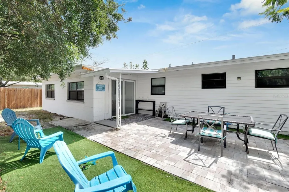 4731 W MONTGOMERY AVENUE Tampa, FL 33616