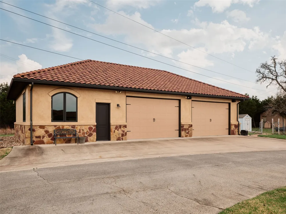 600 County Road 257 Liberty Hill, TX 78642
