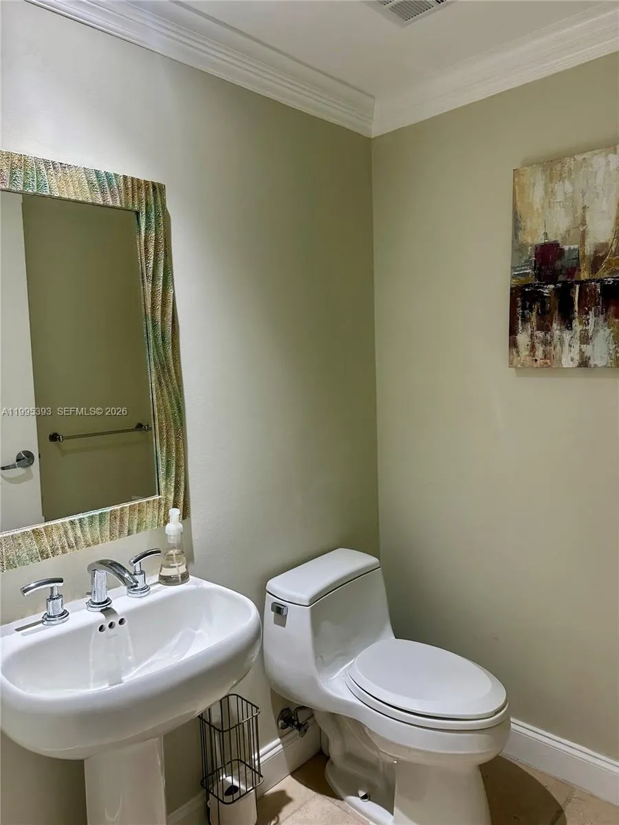 3101 S Ocean Dr #1904 Hollywood, FL 33019