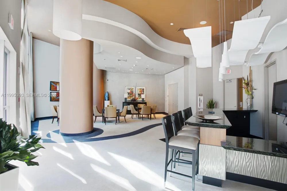 3101 S Ocean Dr #1904 Hollywood, FL 33019
