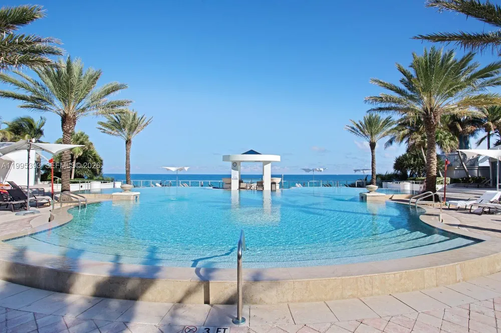 3101 S Ocean Dr #1904 Hollywood, FL 33019