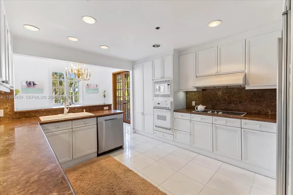 2134 Fisher Island Dr #2134 Miami Beach, FL 33109