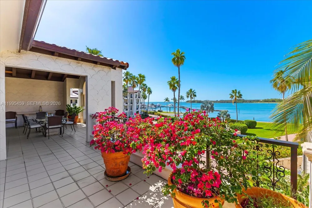 2134 Fisher Island Dr #2134 Miami Beach, FL 33109