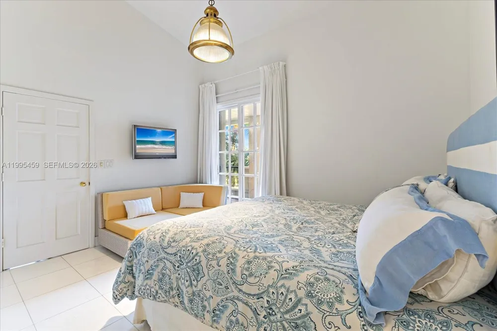 2134 Fisher Island Dr #2134 Miami Beach, FL 33109