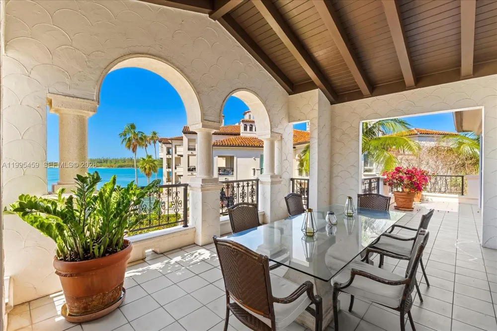 2134 Fisher Island Dr #2134 Miami Beach, FL 33109
