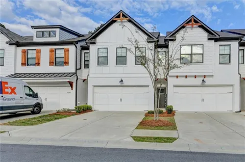 207 Auburn Landing Place