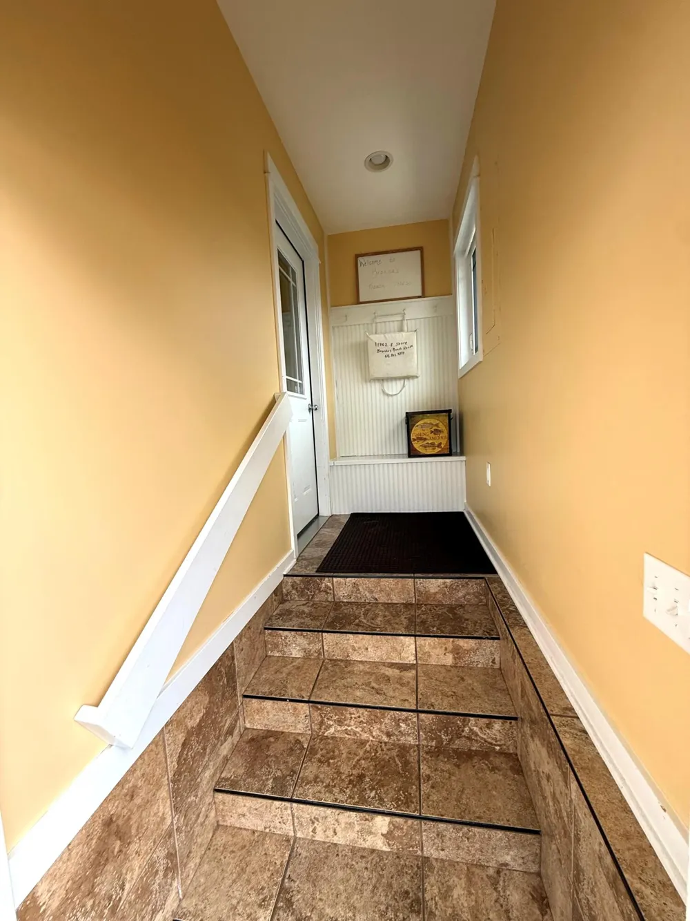 11362 E Shore Drive Delton, MI 49046