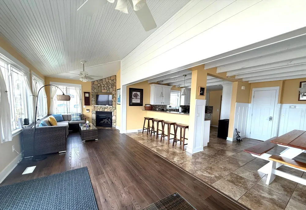 11362 E Shore Drive Barry Township, MI 49046