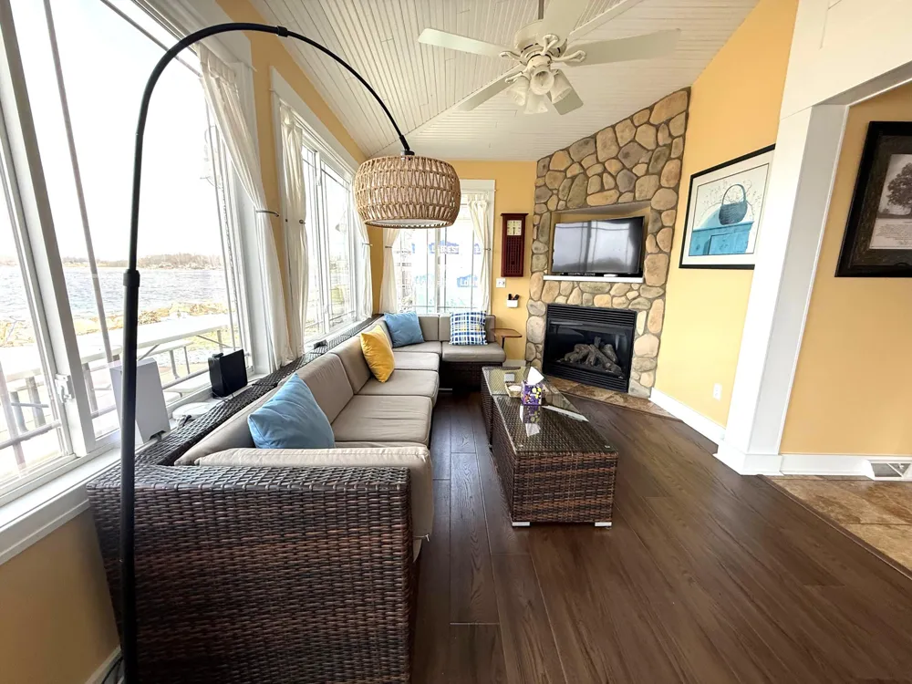11362 E Shore Drive Barry Township, MI 49046