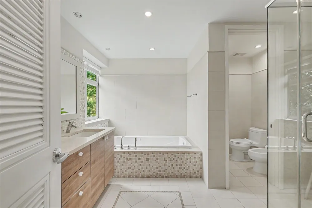 7000 Bahia Beach Boulvard LAS VENTANAS I #222 Rio Grande, PR 00745