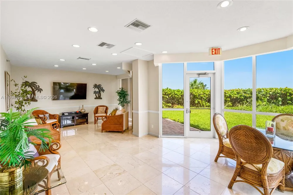 3870 Highway A1a #405 Hutchinson Island, FL 34949