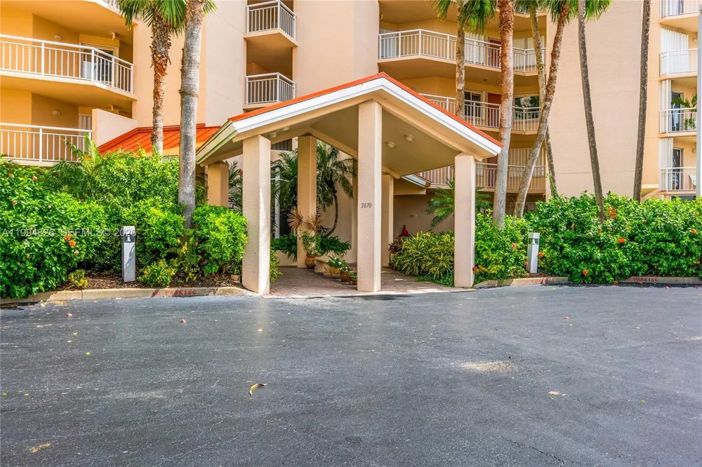 3870 Highway A1a #405 Hutchinson Island, FL 34949