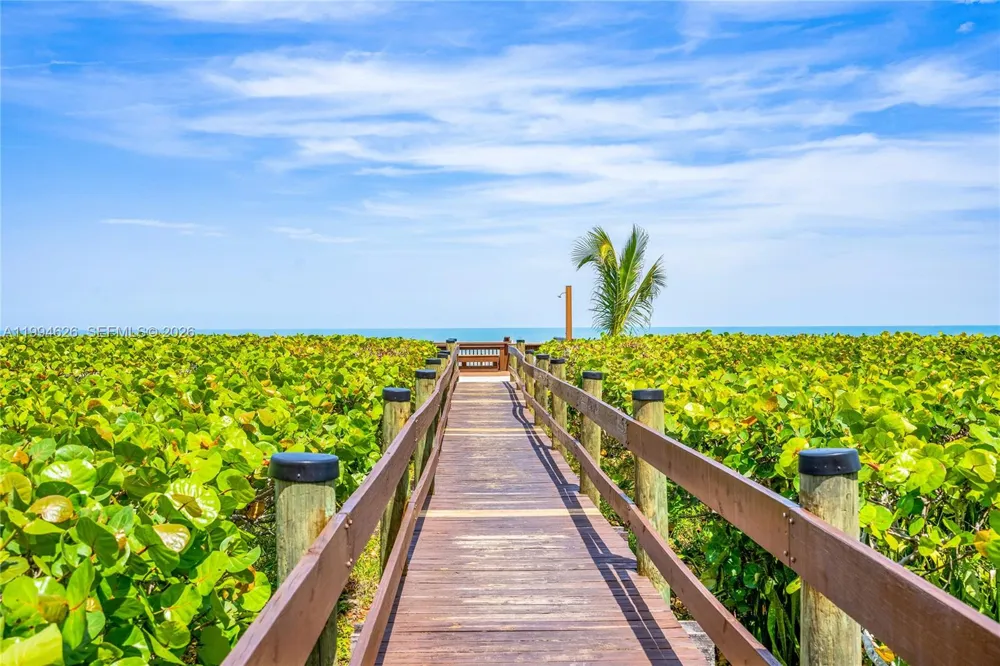3870 Highway A1a #405 Hutchinson Island, FL 34949