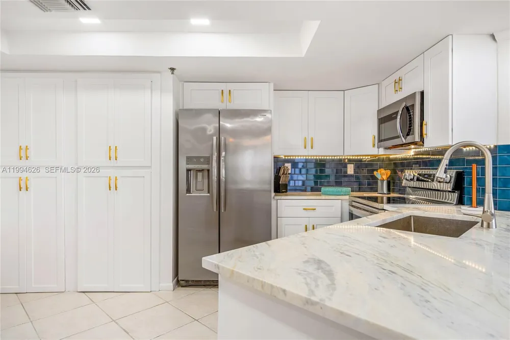 3870 Highway A1a #405 Hutchinson Island, FL 34949