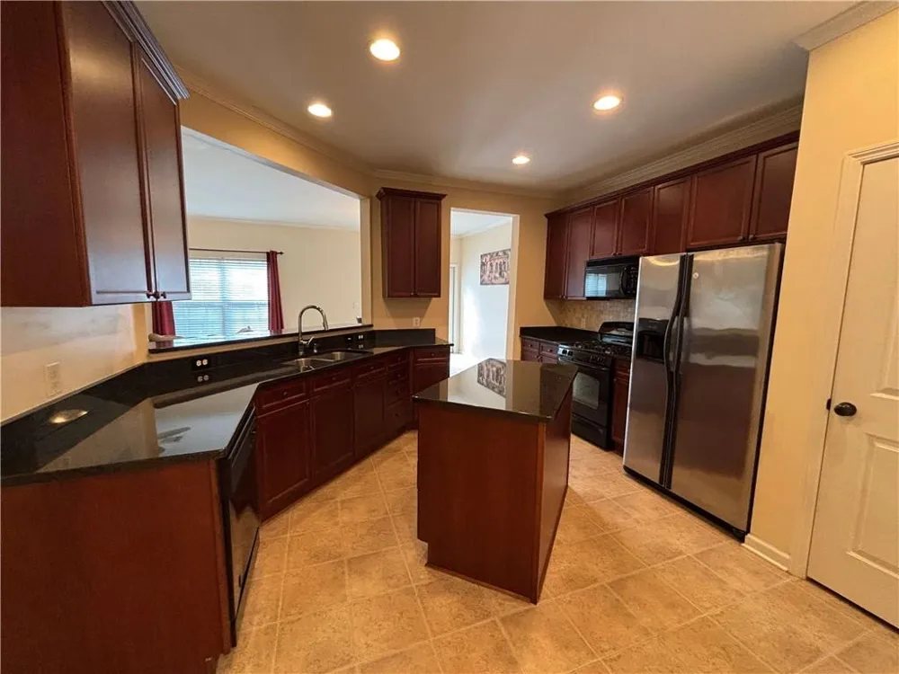 1231 Gates Mill Drive ##14 Kennesaw, GA 30144