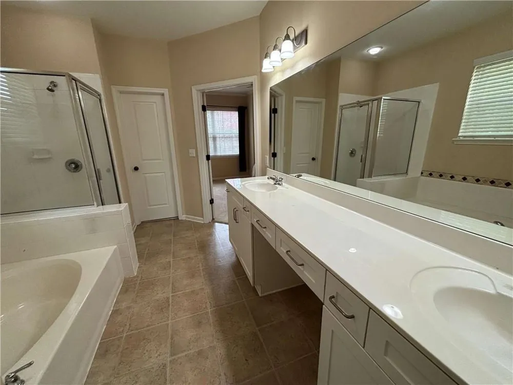 1231 Gates Mill Drive ##14 Kennesaw, GA 30144