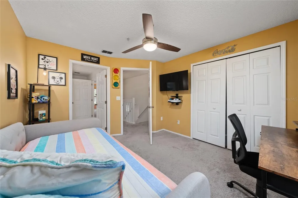 703 SWAN LANE Altamonte Springs, FL 32701