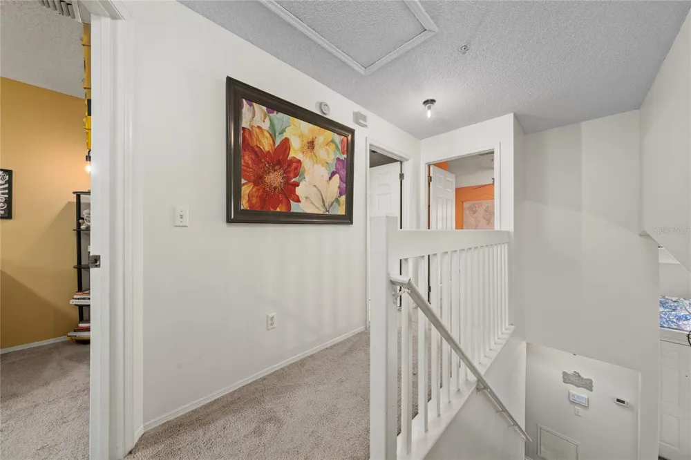 703 SWAN LANE Altamonte Springs, FL 32701