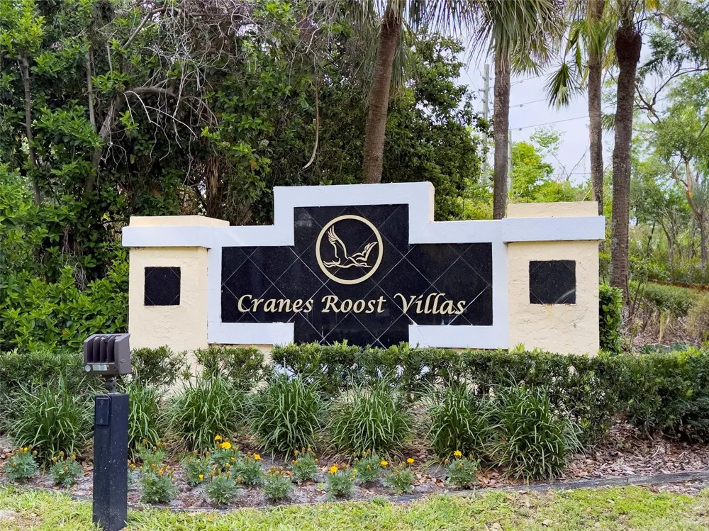703 SWAN LANE Altamonte Springs, FL 32701