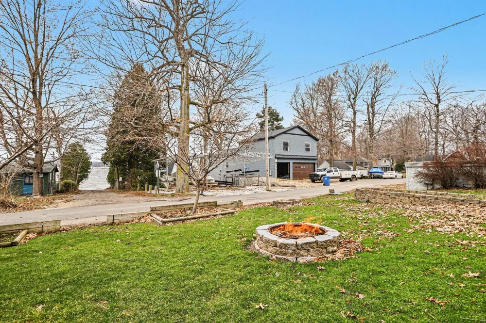 771 Beechwood Drive Hope Township, MI 49046