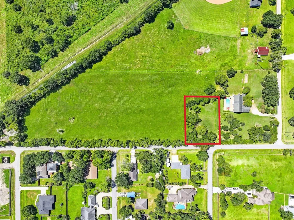 Hollier Road Friendswood, TX 77546