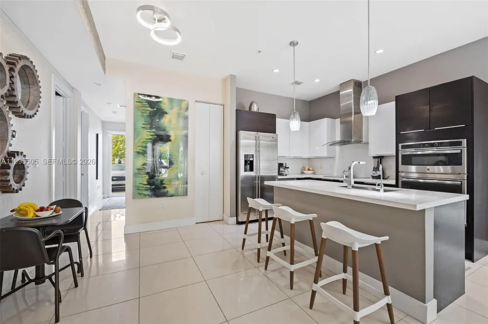 10305 NW 63rd Ter #105 Doral, FL 33178