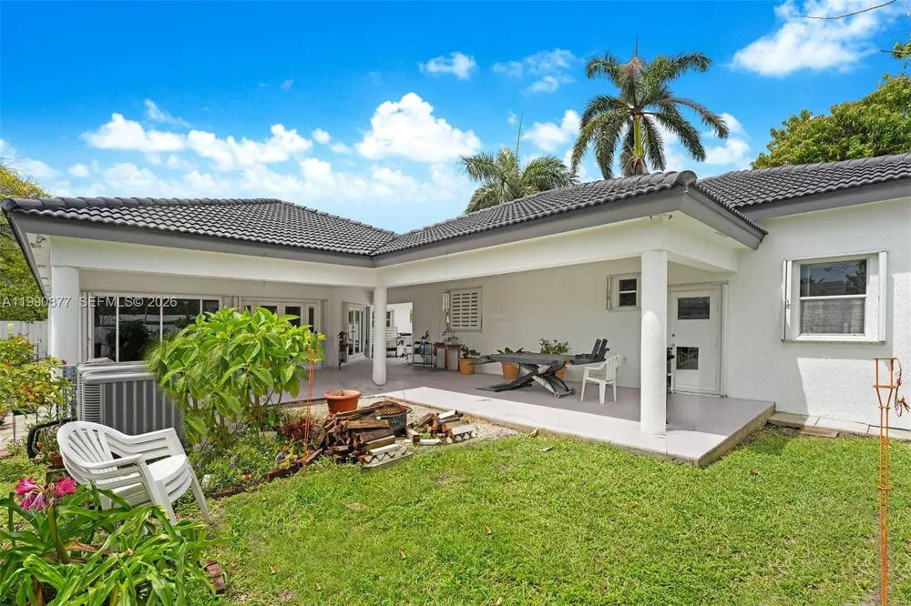 69 S Royal Poinciana Boulevard Miami Springs, FL 33166