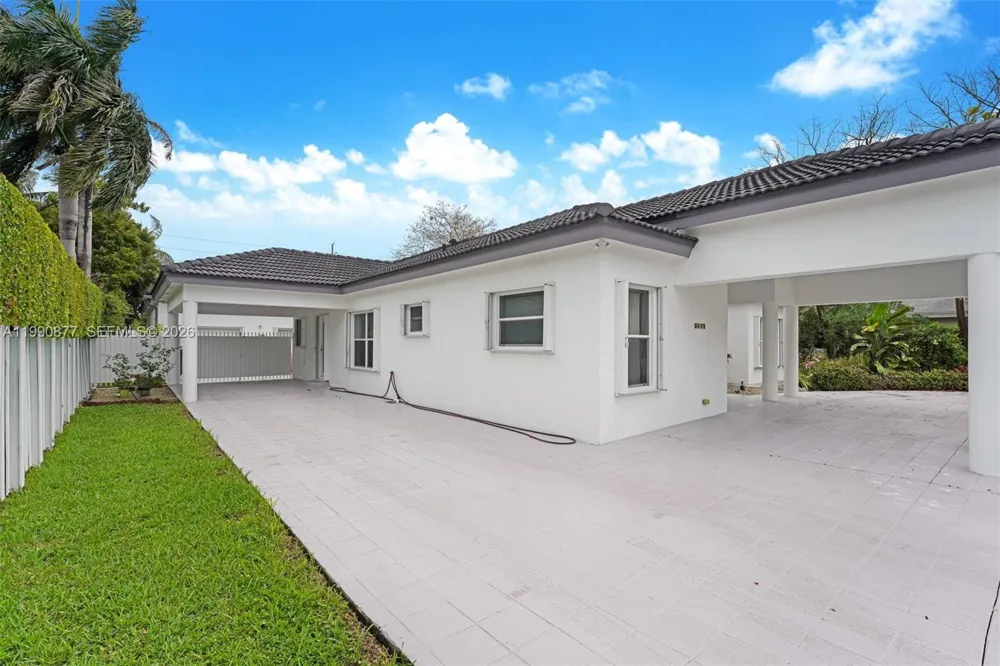 69 S Royal Poinciana Boulevard Miami Springs, FL 33166