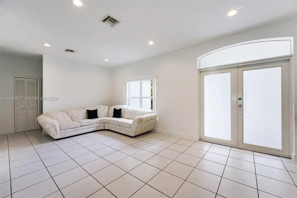 69 S Royal Poinciana Boulevard Miami Springs, FL 33166