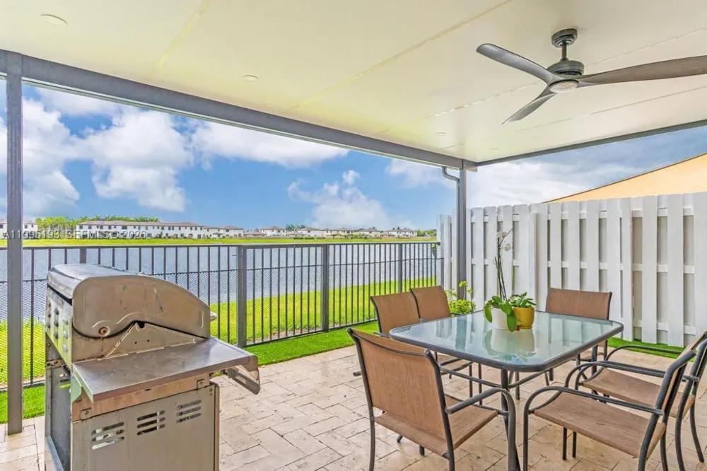 10254 228th Terrace Miami, FL 33190