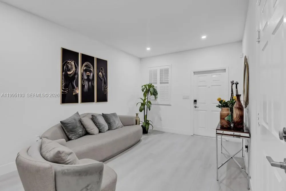 10254 228th Terrace Miami, FL 33190