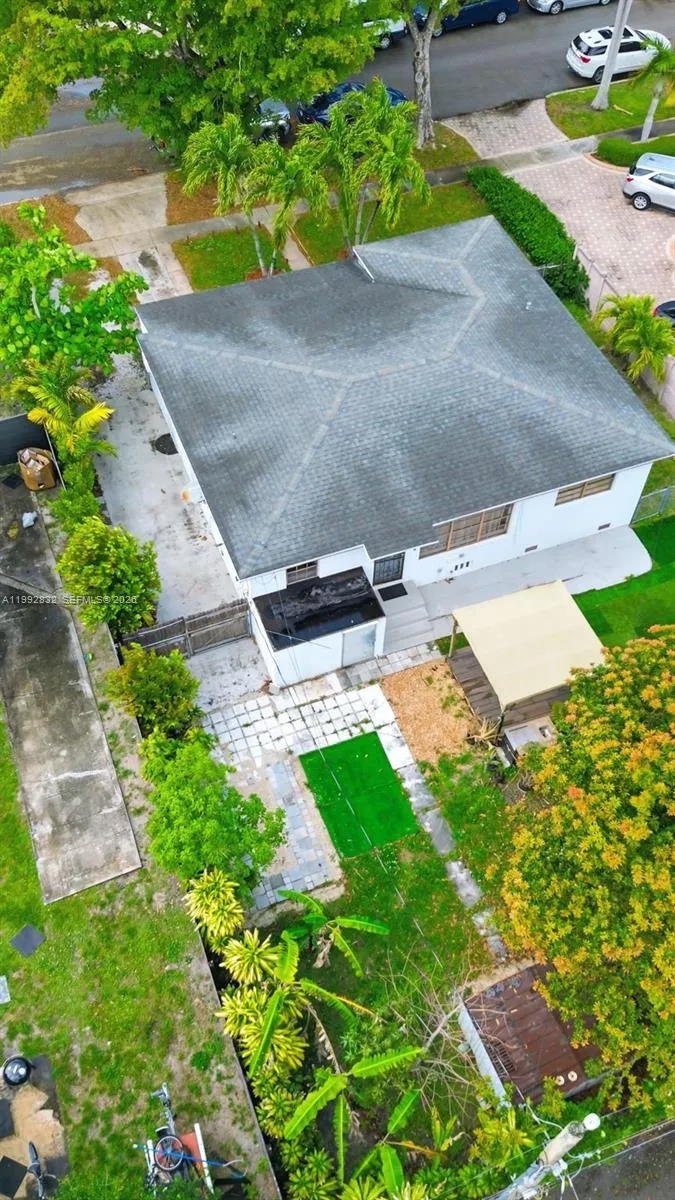 6336 SW 9th St West Miami, FL 33144