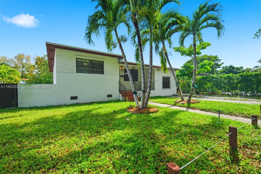 6336 SW 9th St West Miami, FL 33144