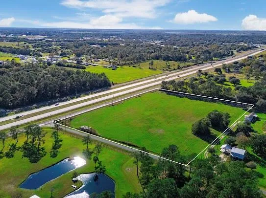 1305 State Highway 73 Freeway W Winnie, TX 77665