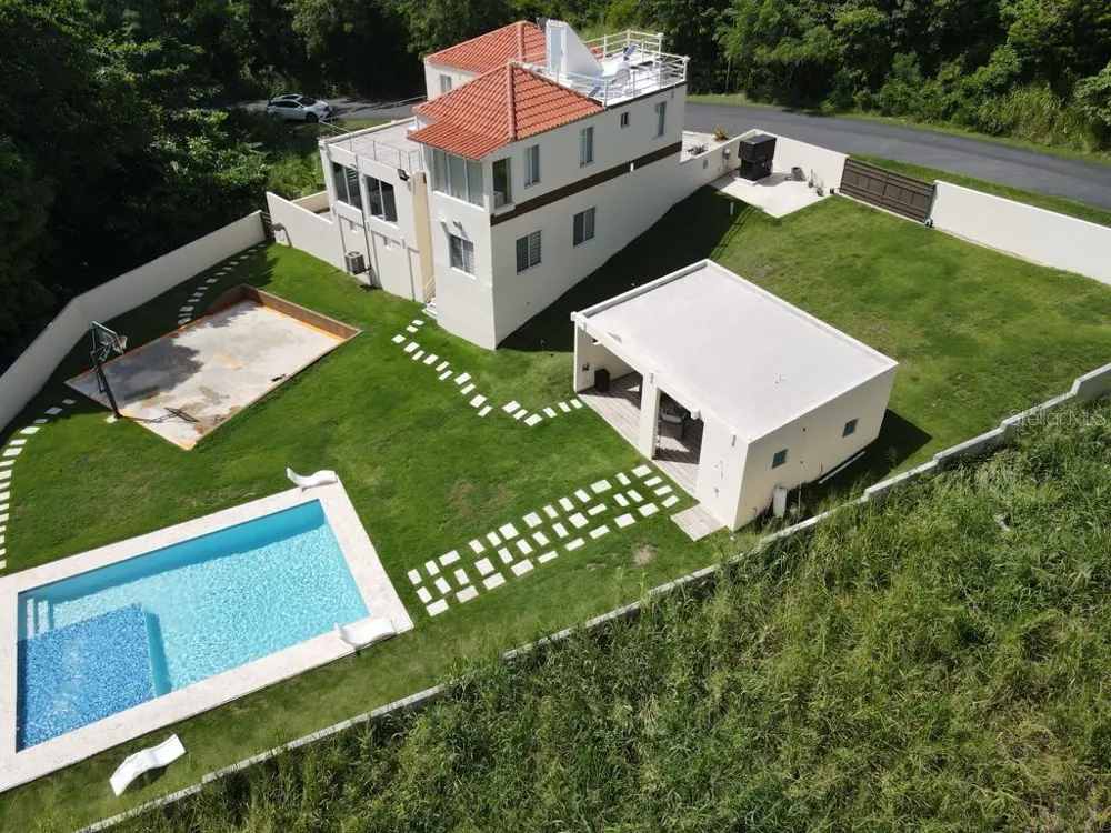 40 ROBLE VALLEY #40 Humacao, PR 00791