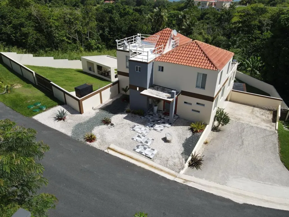 40 ROBLE VALLEY #40 Humacao, PR 00791