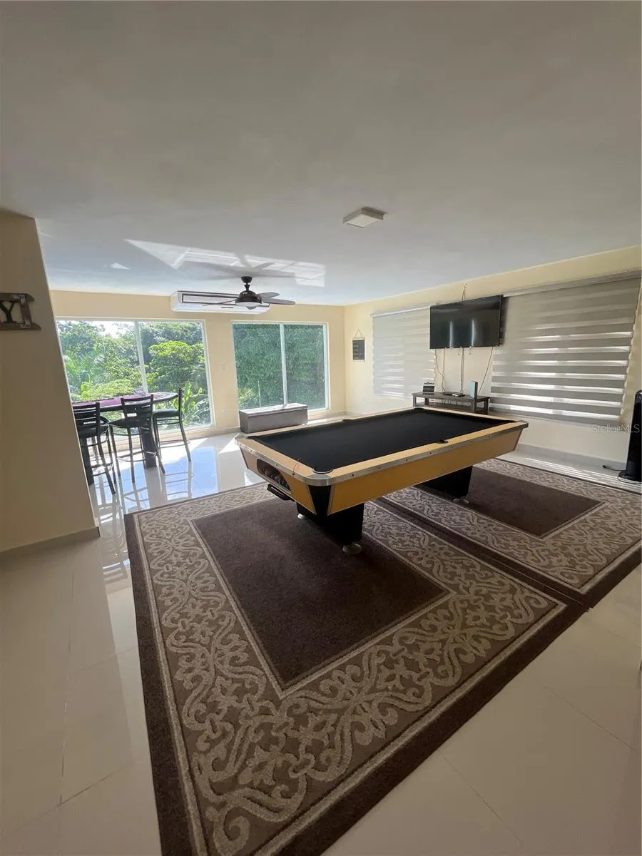 40 ROBLE VALLEY #40 Humacao, PR 00791