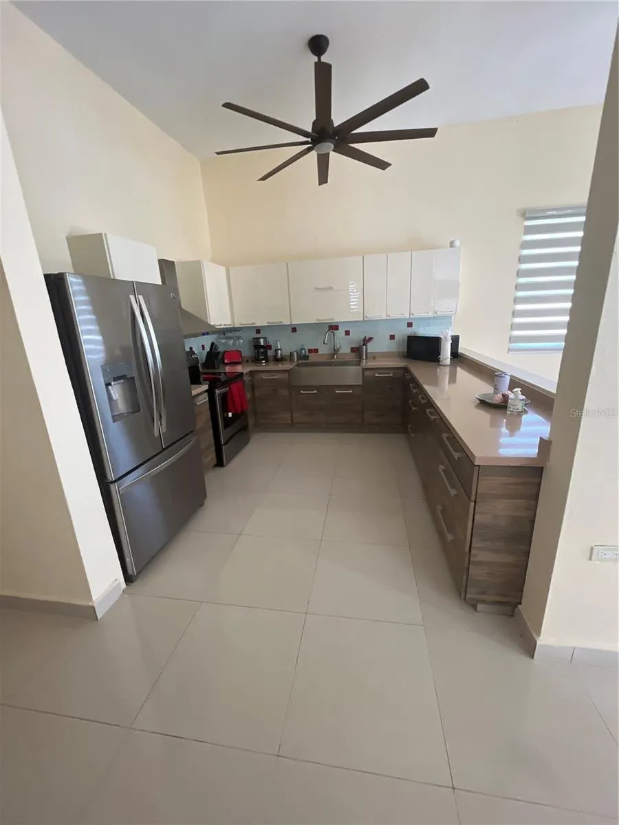 40 ROBLE VALLEY #40 Humacao, PR 00791