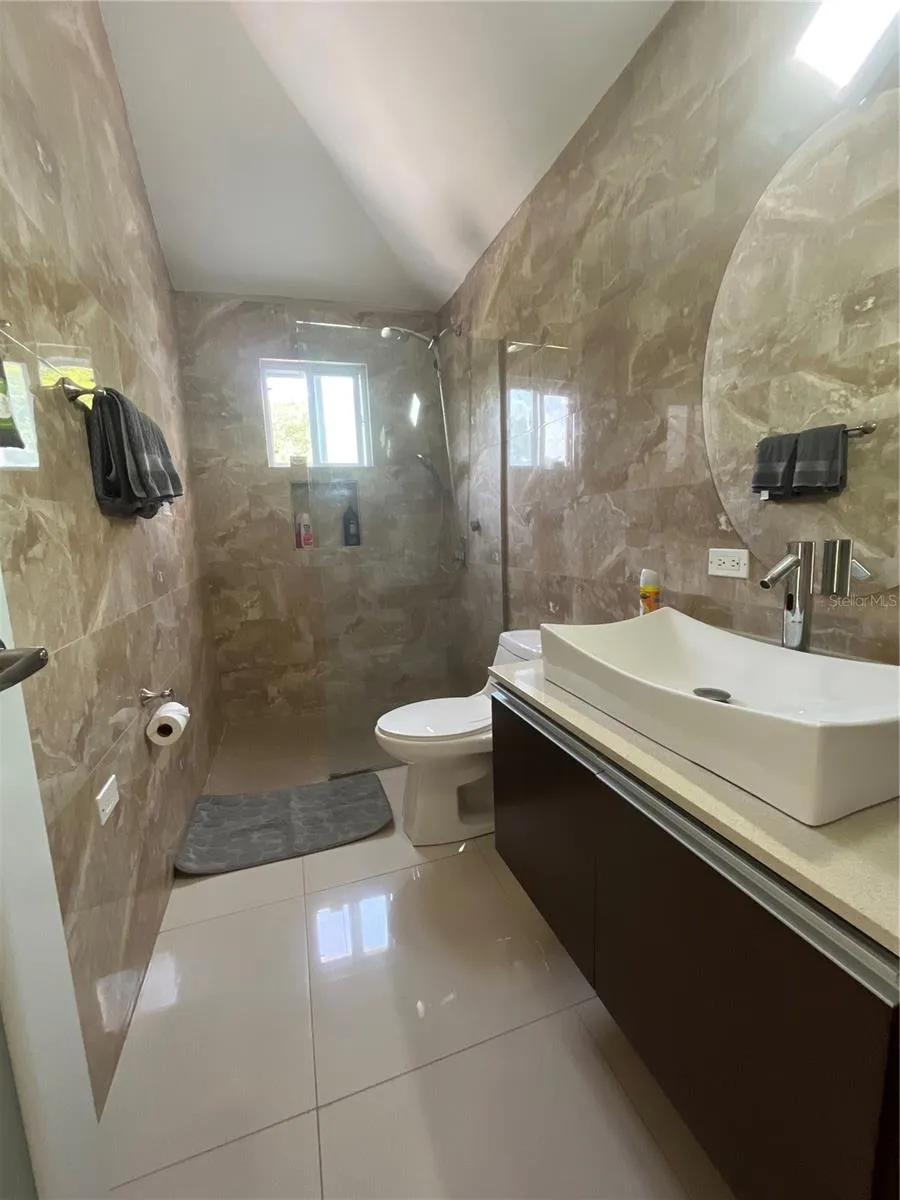 40 ROBLE VALLEY #40 Humacao, PR 00791