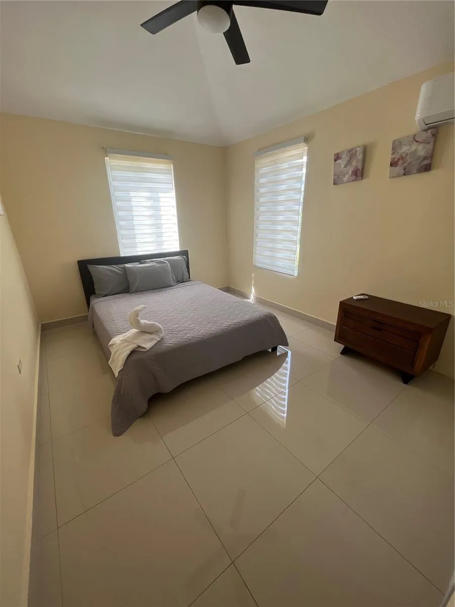 40 ROBLE VALLEY #40 Humacao, PR 00791
