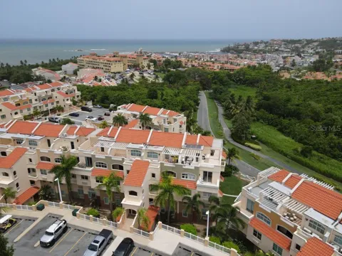 Palms Inn Drive PALMANOVA VILLAGE #2-304